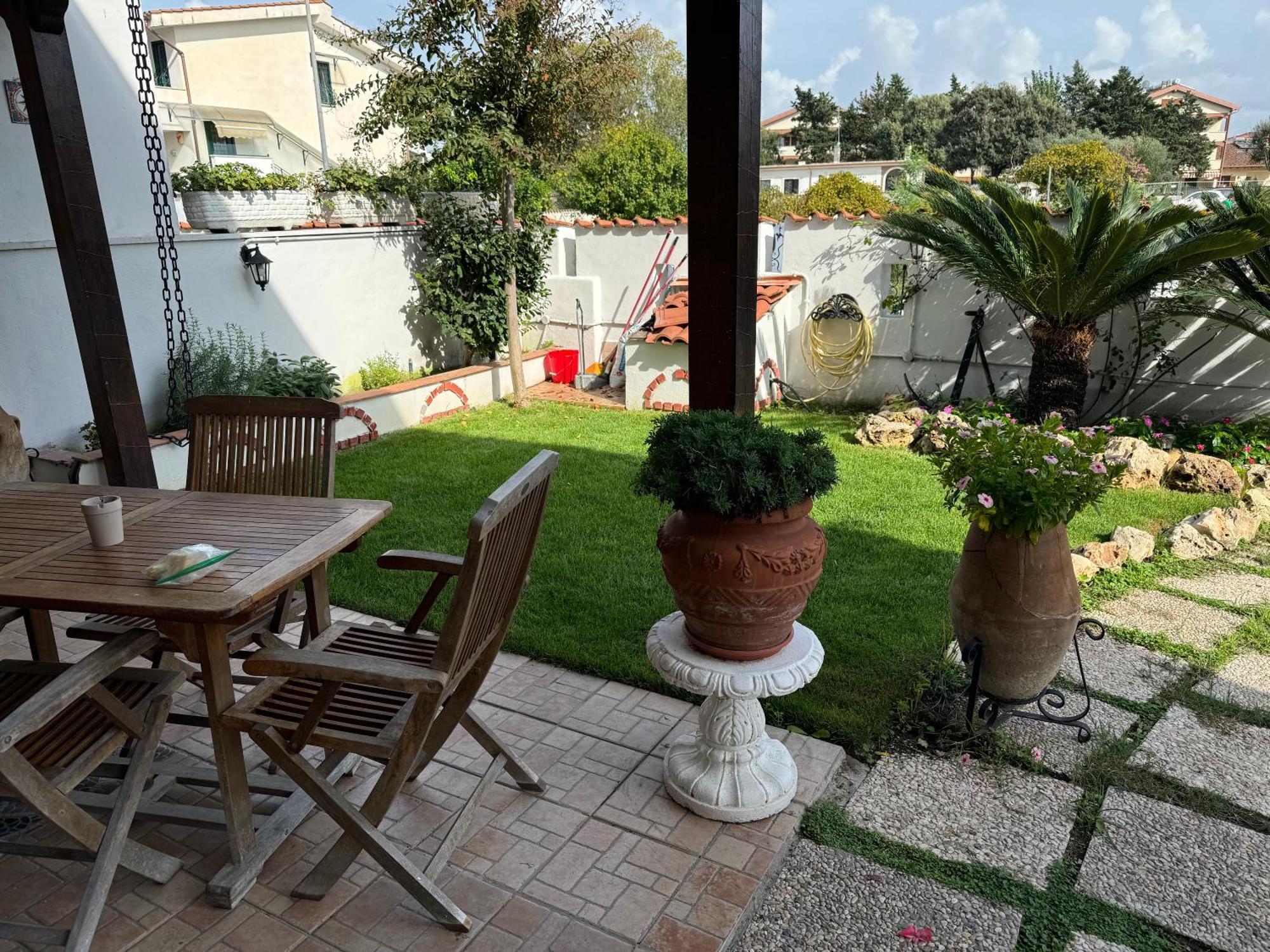 Anna House Apartment Fiumicino Luaran gambar